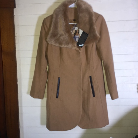 IMAN Jackets & Blazers - BNWT IMAN Camel Wool & Faux Fur Coat Zip